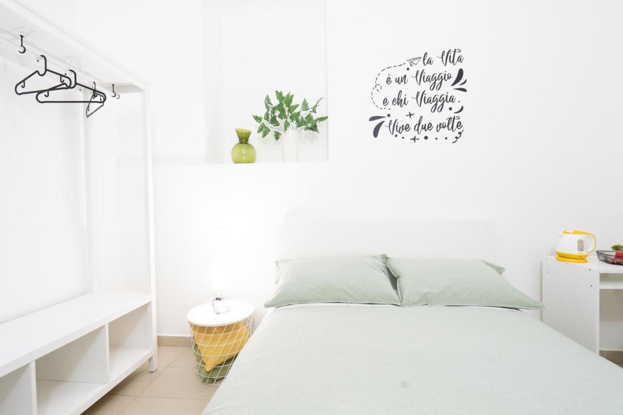 Be Happy Rooms Catánia Buitenkant foto